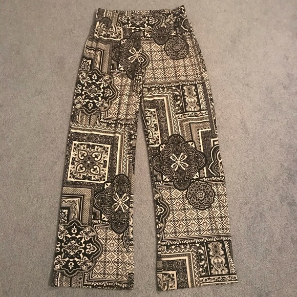 Carmen Marc Valvo Pants - Host pick 🎉Carmen wide leg pants